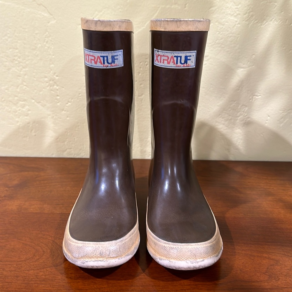 Kids XtraTuf rain boots - youth size 1